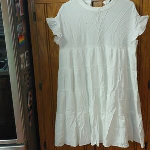 PETALROZ DRESS NWT